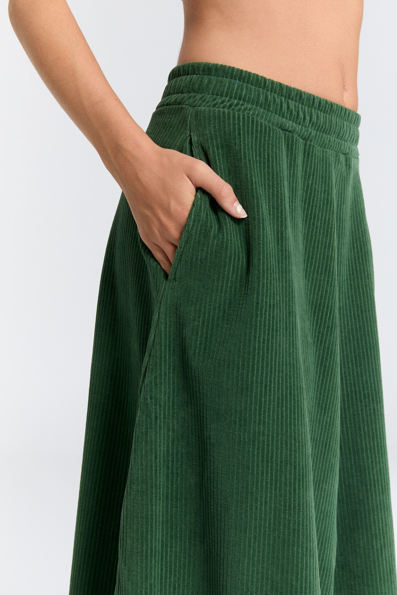 1422-067 | Damen Cord Rock - Tannennadel