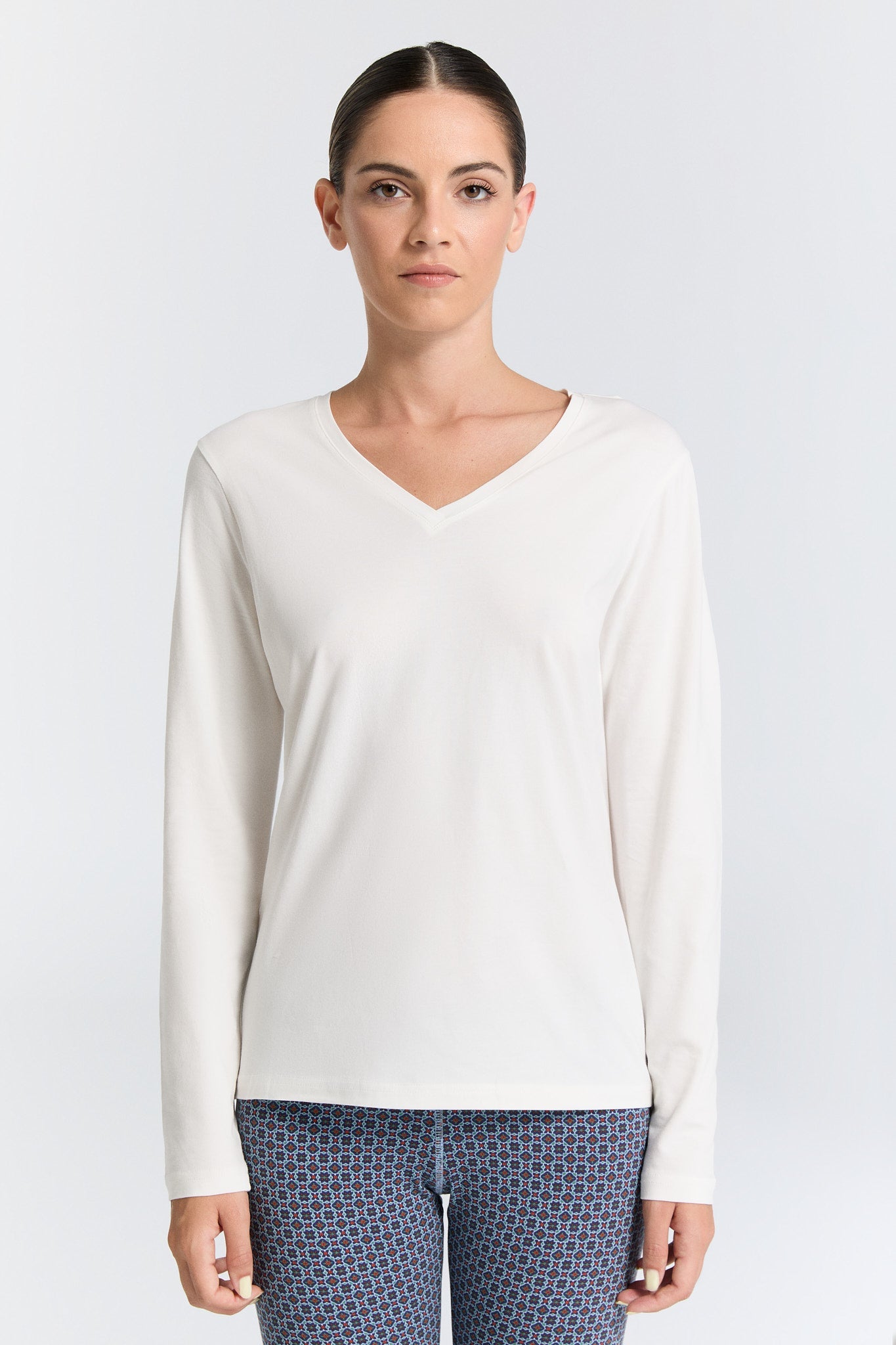 4413-022 | Damen V-Neck Langarmshirt - Naturweiß