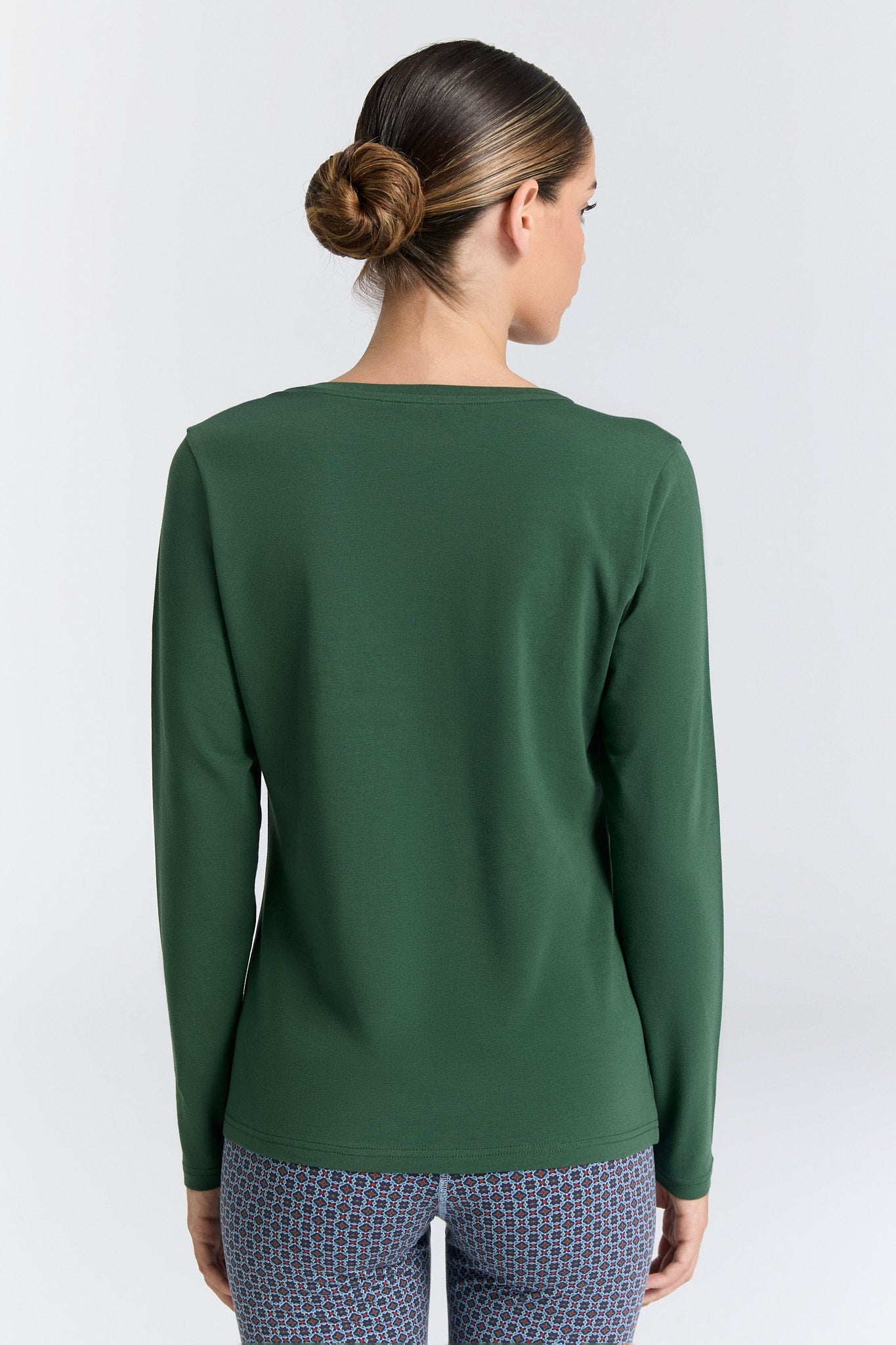 4413-067 | Damen V-Neck Langarmshirt - Tannennadel