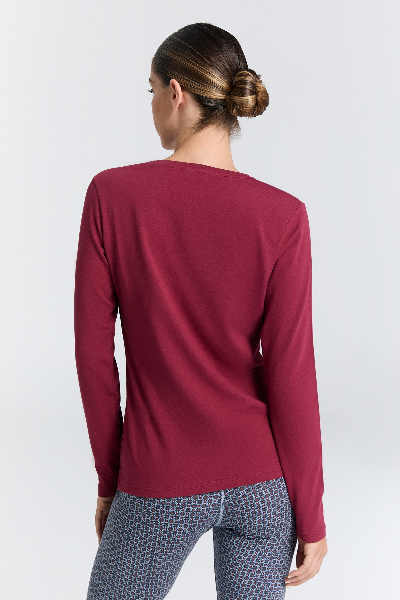 4413-069 | Damen V-Neck Langarmshirt - Rosarot