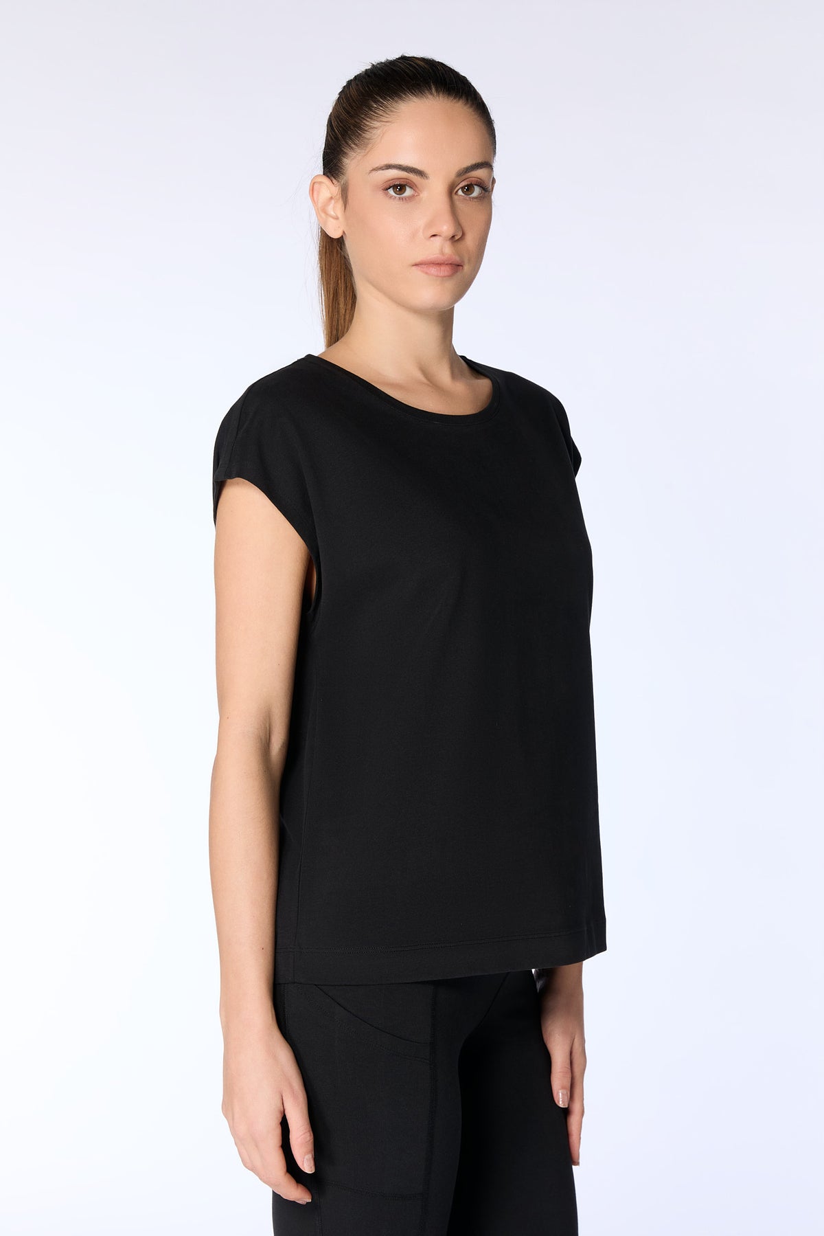 4416-021 | Women's Oversized Shirt - Black