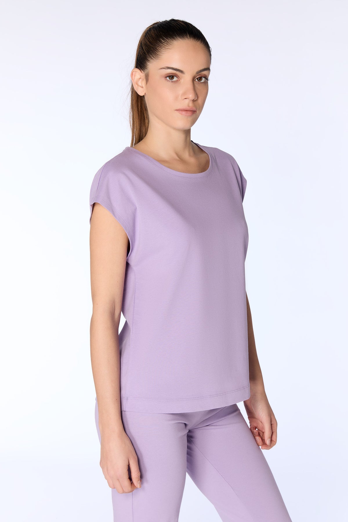 4416-134 | Women's Oversized Shirt - Viola
