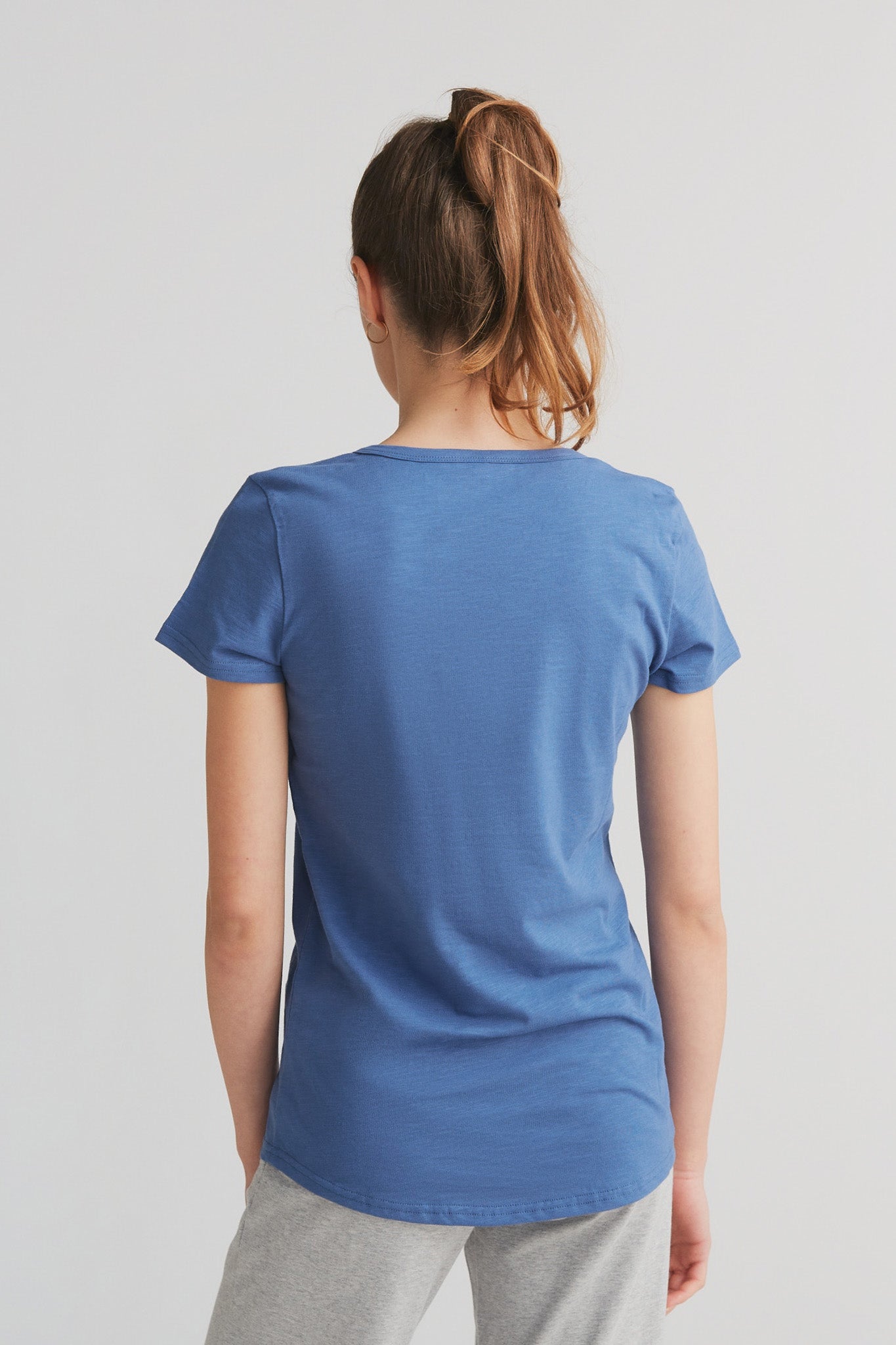 1223-054 | Damen Flammé V-Neck T-Shirt - Enzianblau