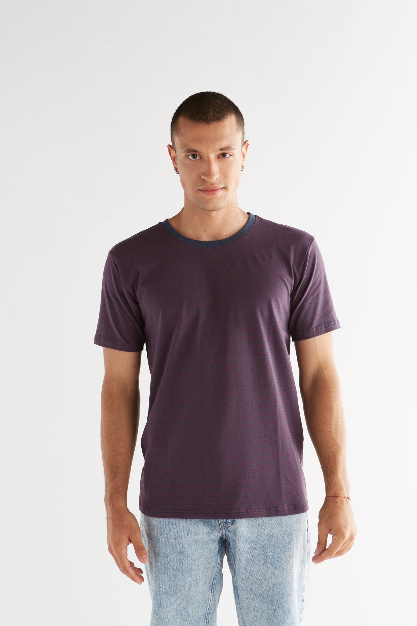2218-056 | Herren Basic T-Shirt - Indigo